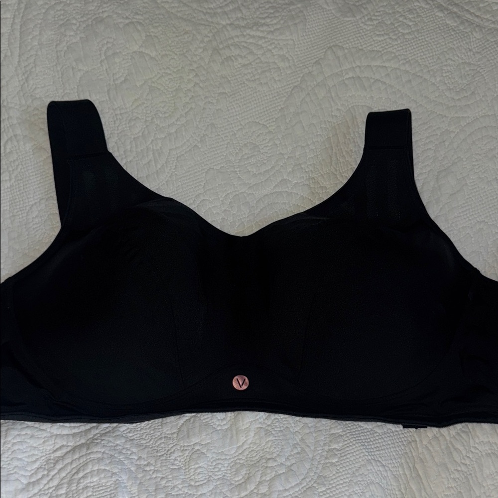 LIVI by Lane Bryant 44G Women's Black Maximum Support sports bra